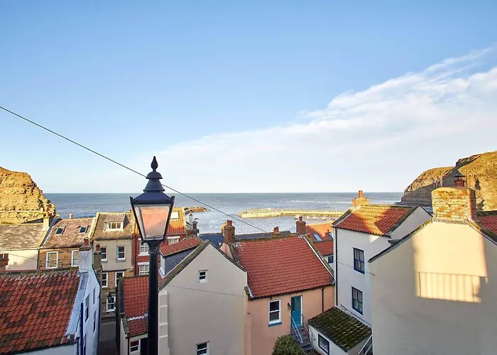 Host & Stay - Harbour Cottage